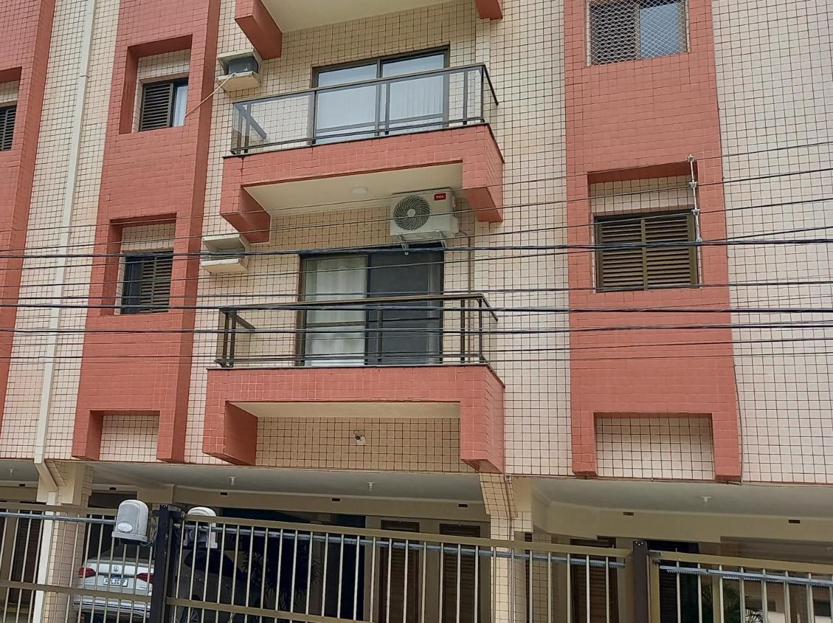 Apartamento Climatizado A 150 Metros Da Praia Ubatuba Bagian luar foto